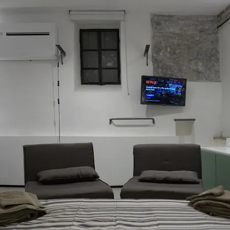Apartment Loft Garibaldi, Garage Privato!